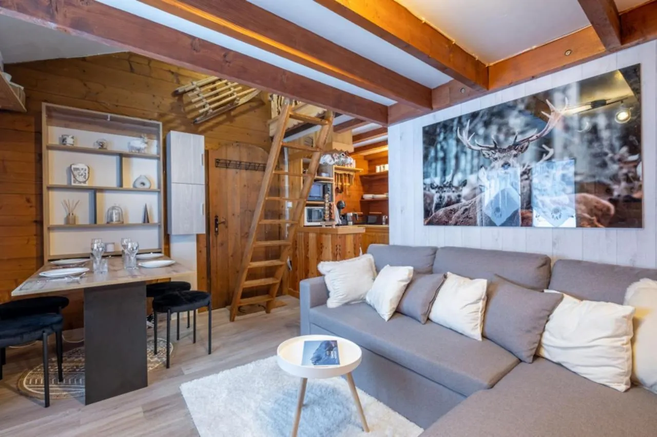 Le Mazot - Mezzanine With Nice View Chamonix Chalet